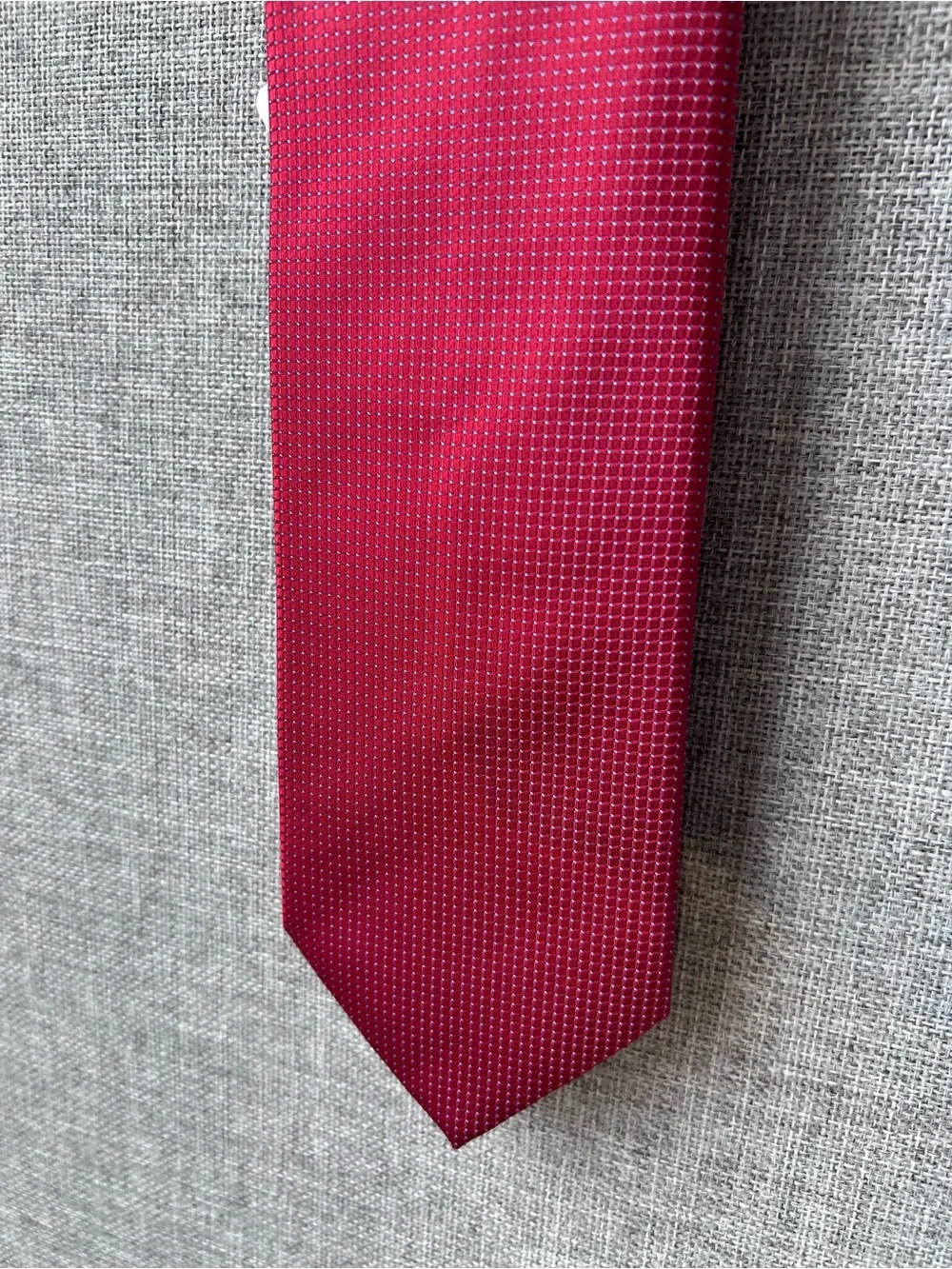 Brioni Deep Red Micro-Textured Men's Tie